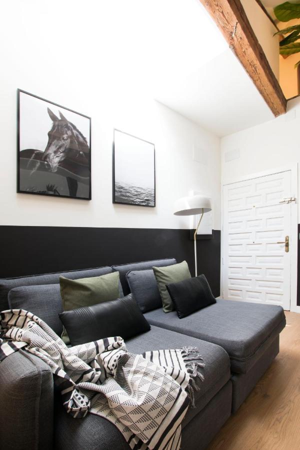Redondilla Apartment Madrid Exteriör bild
