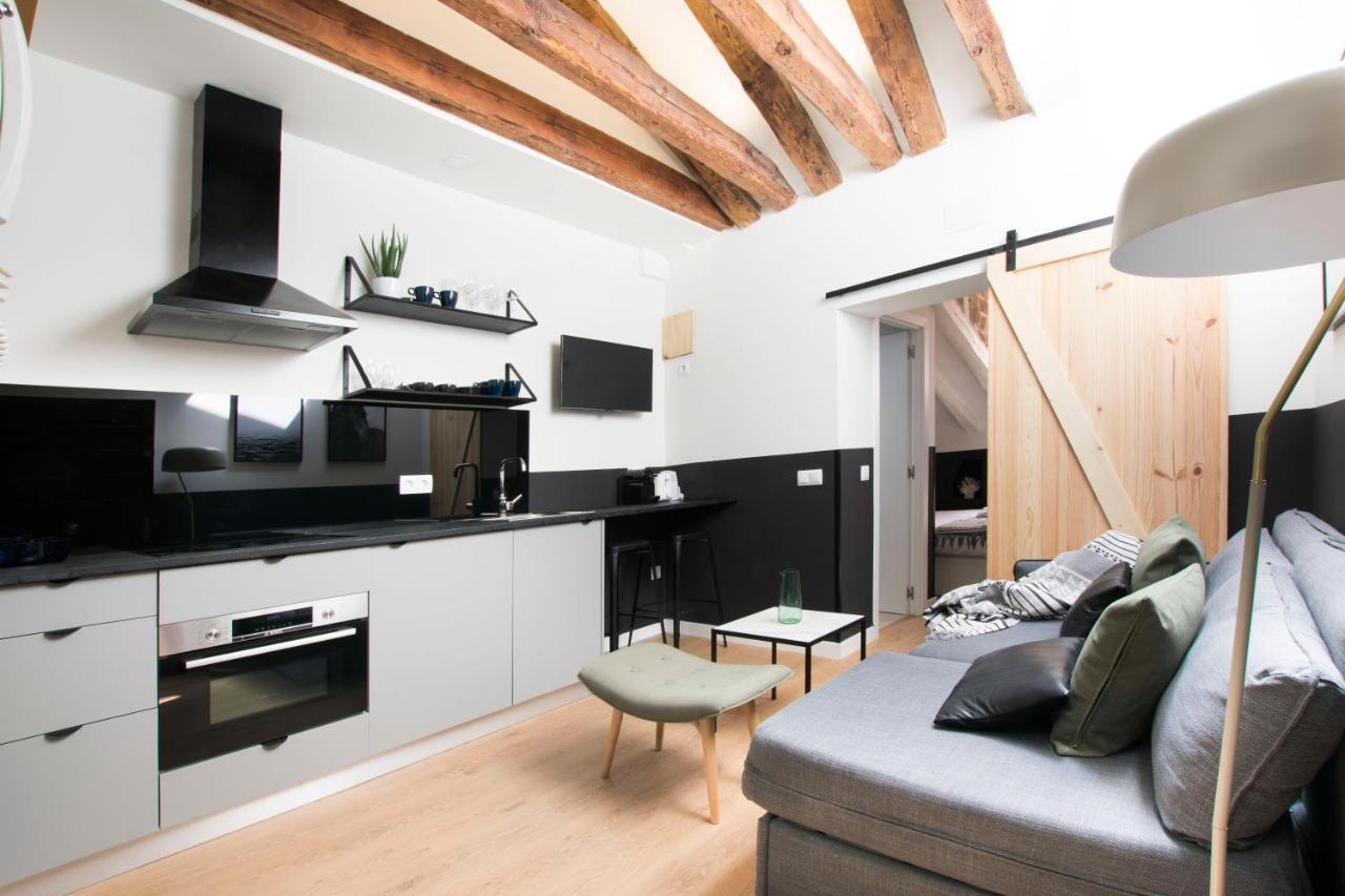 Redondilla Apartment Madrid Exteriör bild