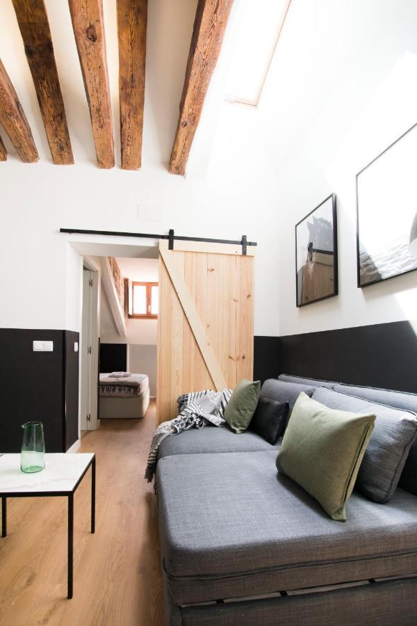 Redondilla Apartment Madrid Exteriör bild